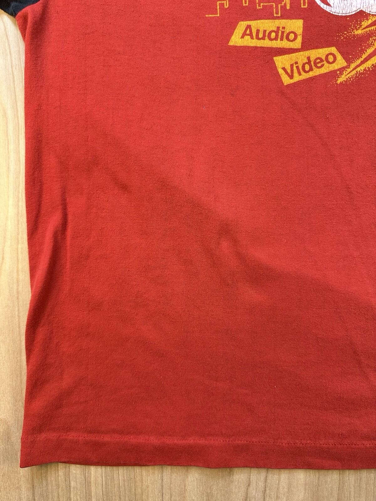 vintage 80's nobody beats THE WIZ t shirt RED SHIRT BLACK SLEEVES rare XL