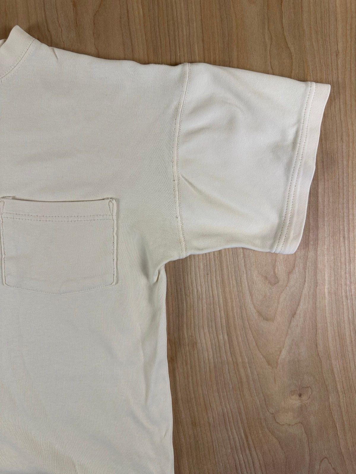 Vintage 90s Eddie Bauer crop top pocket tshirt medium 100% cotton made usa gorp