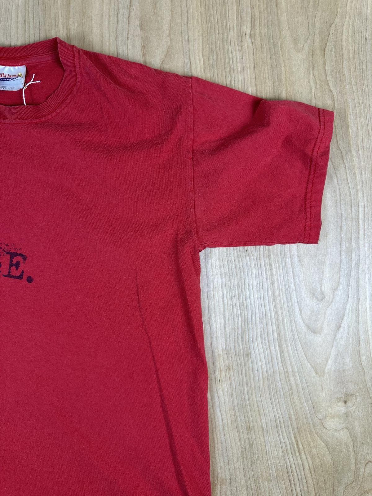 Vintage 2000s My Chemical Romance tshirt Hanes Heavyweight small tombstone rare