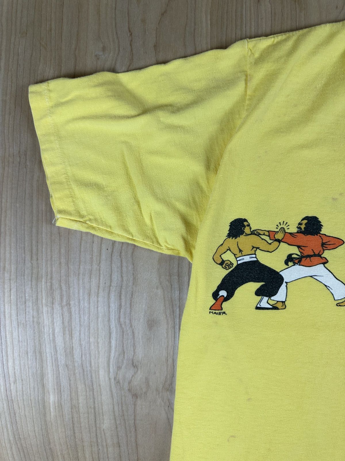 Vintage 70s Crazy Shirts Hawaii Kung Fu tshirt Single Stitch usa 100% cotton