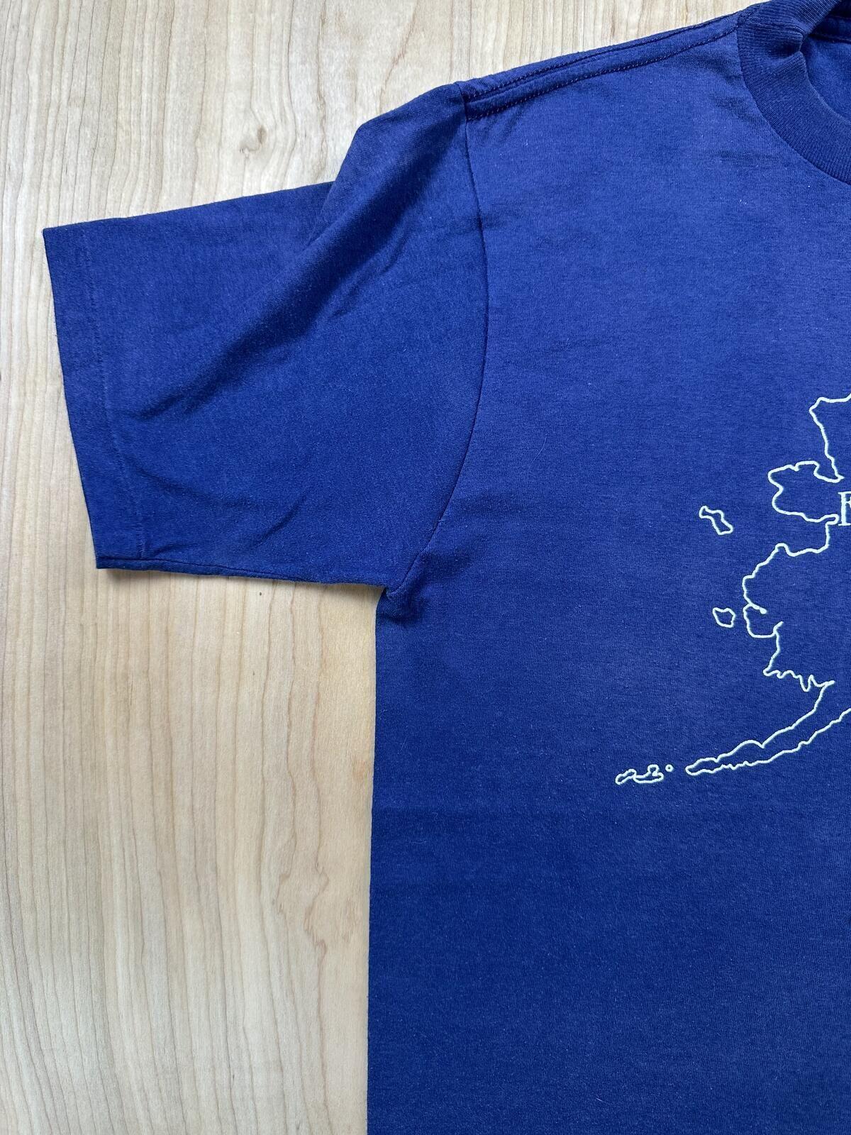 Vintage 80s Artex Ft. Greely Alaska Single Stitch t shirt Large cotton blend usa