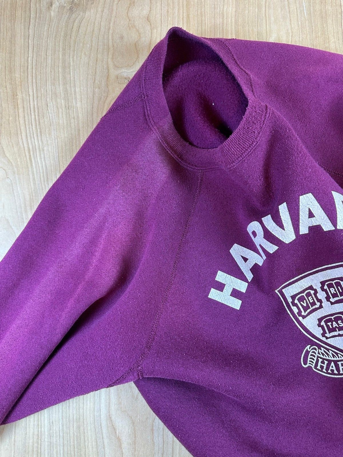Vintage 80s Harvard Sweatshirt burgundy maroon large soft raglan college