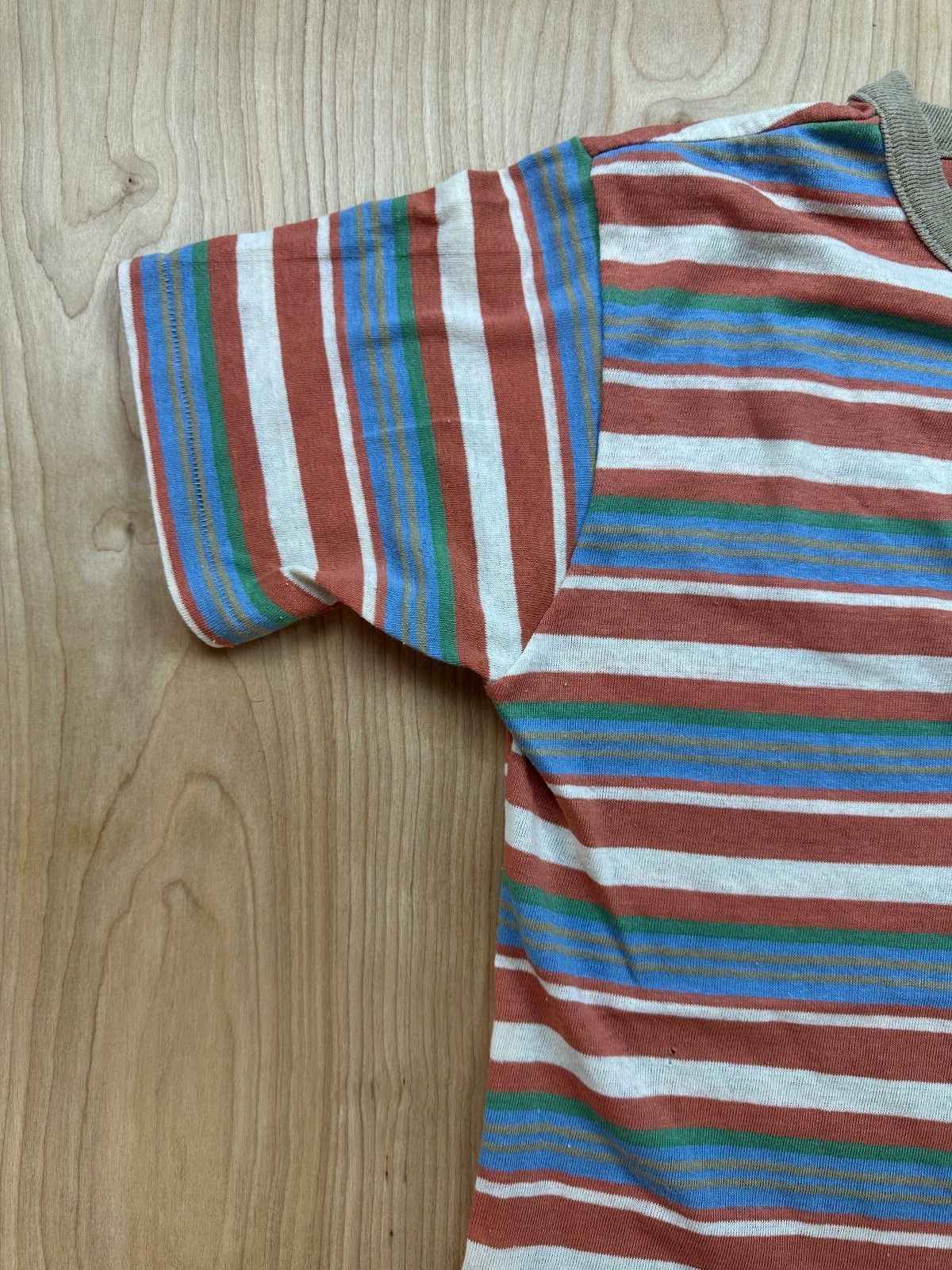 Vintage 70s Psssst Striped knit top Single Stitch Ribbed henley contrast binding
