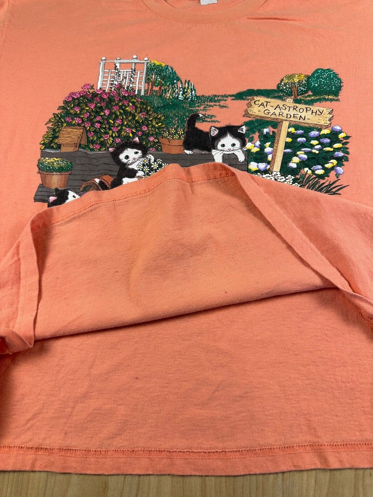 Vintage 90s Cat Garden tshirt xxl kittens cute cottage cotton funny