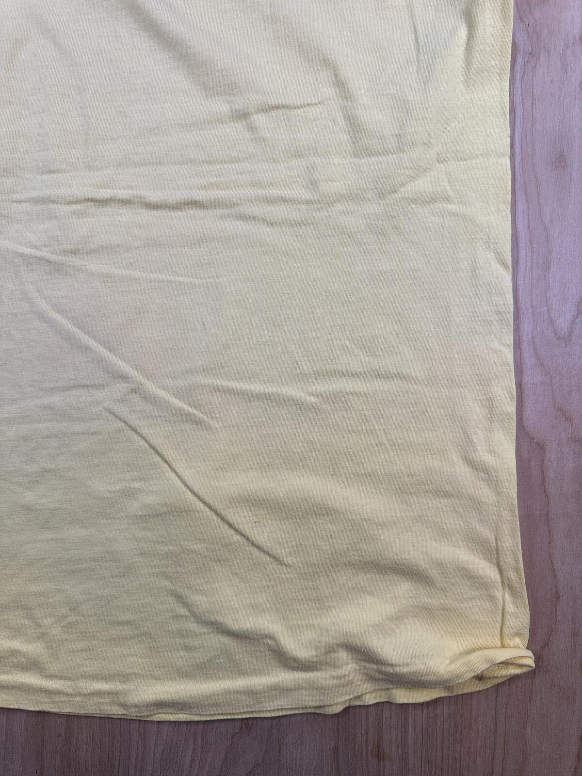 Vintage 70s Jcpenney Towncraft Single Stitch pocket tshirt large yellow cotton