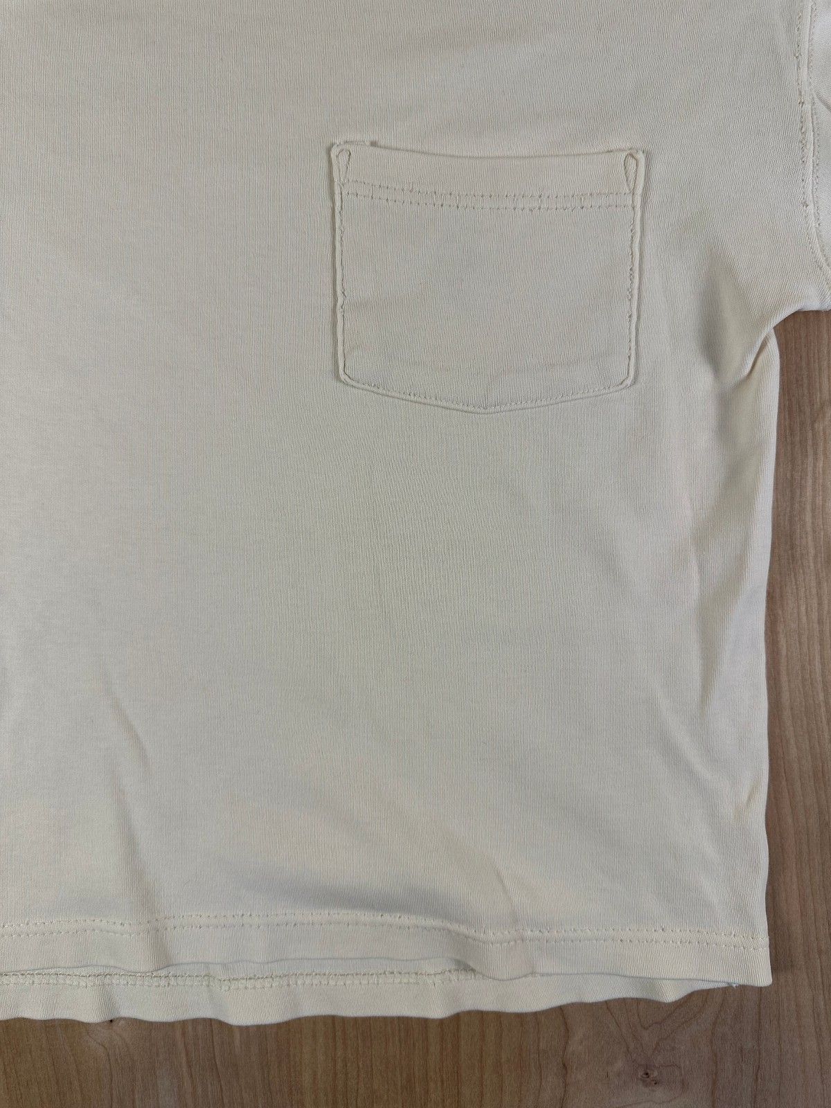 Vintage 90s Eddie Bauer crop top pocket tshirt medium 100% cotton made usa gorp