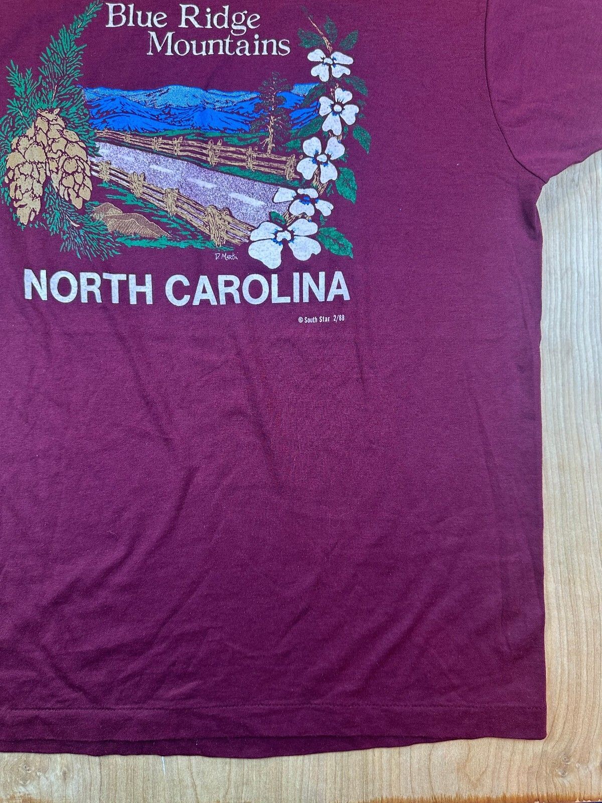 Vintage 80s Blue Ridge Mountains N Carolina tshirt single stitch screen stars