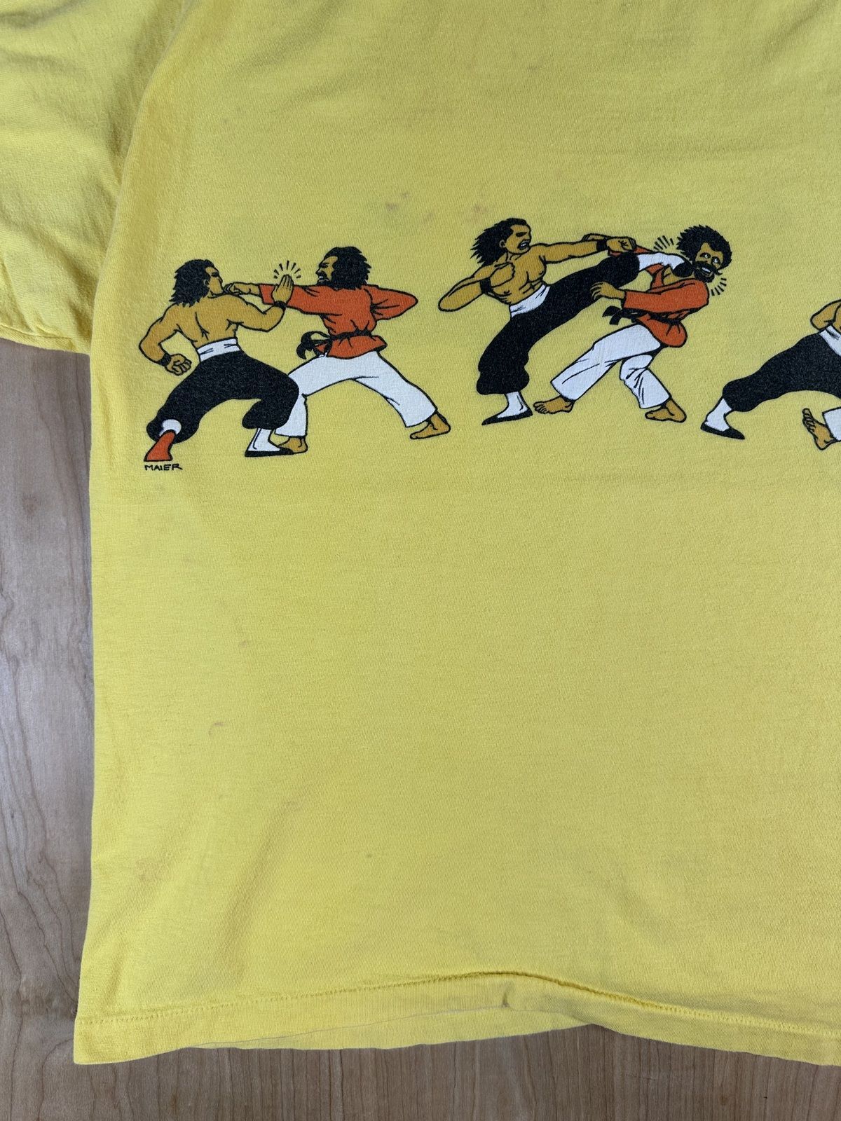 Vintage 70s Crazy Shirts Hawaii Kung Fu tshirt Single Stitch usa 100% cotton