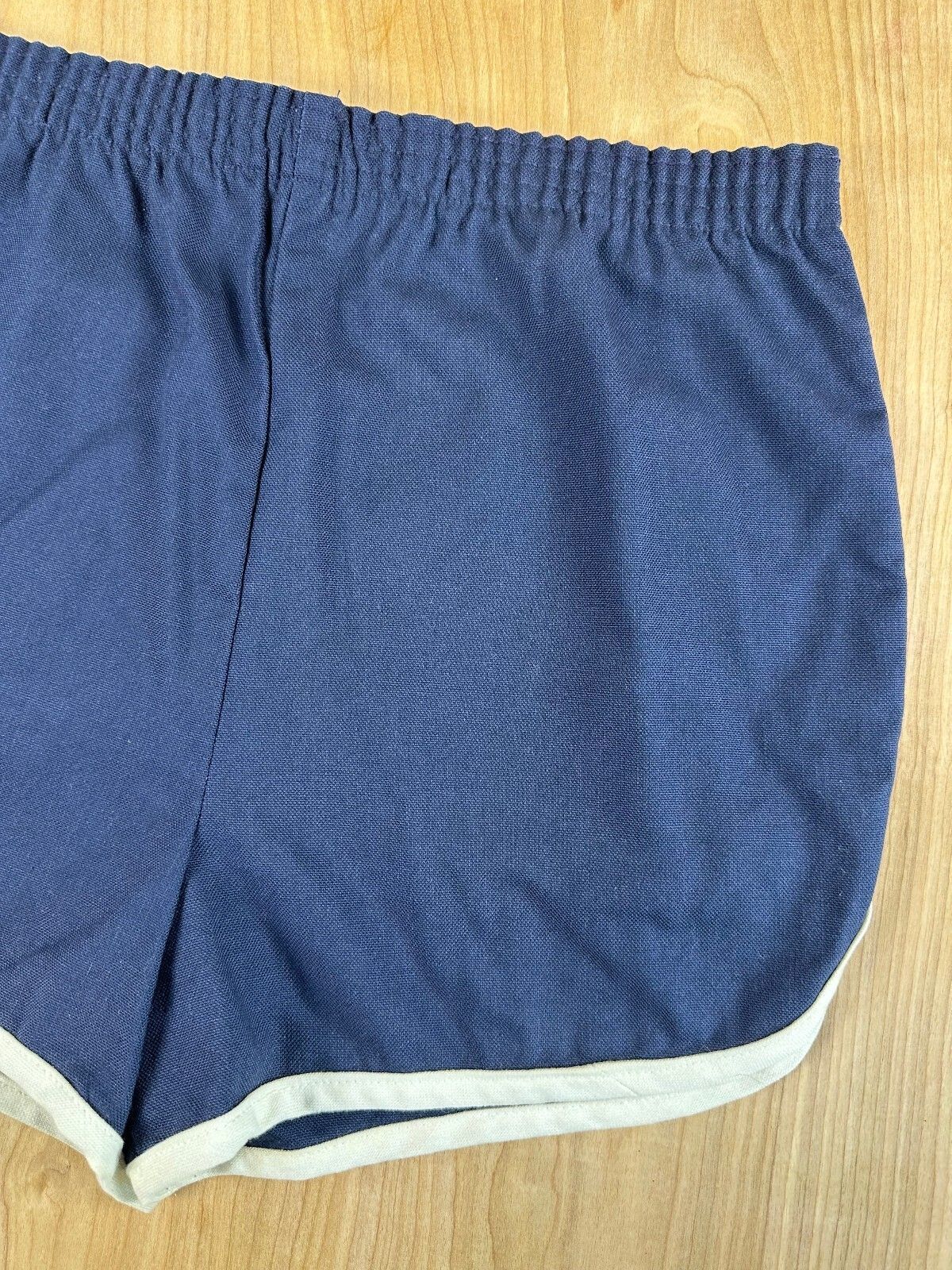 Vintage 70s Maverick Gym Shorts large dolphin contrast binding 3 inseam athletic