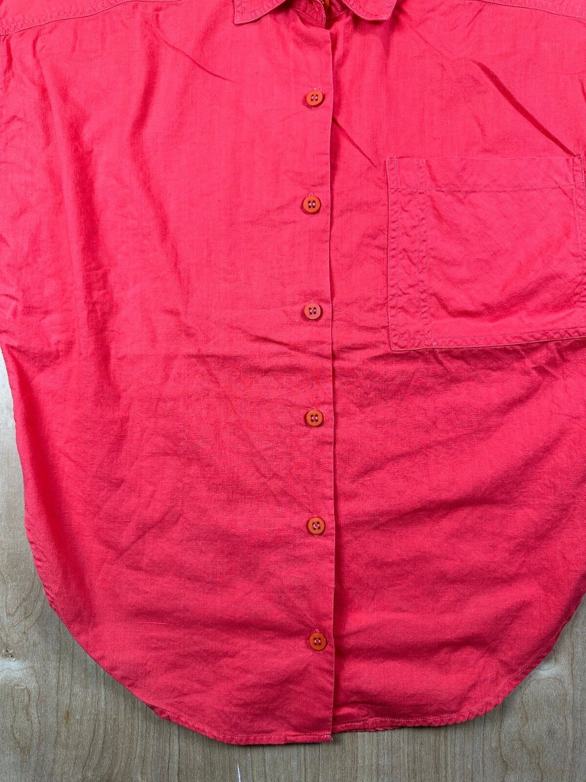Vintage 80s Red Button up shirt pencil slot pocket curved hem 100% cotton bright