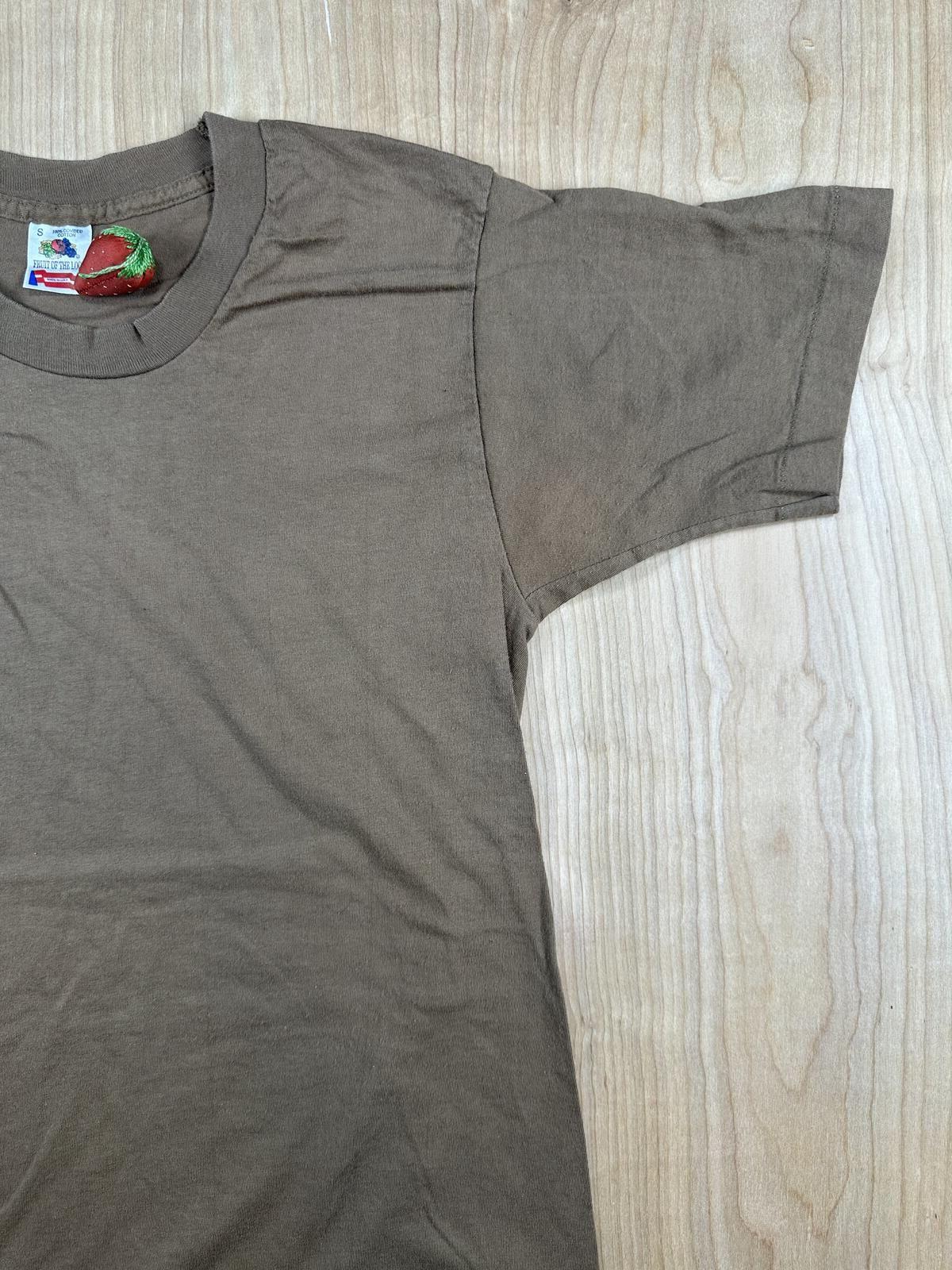 Vintage 90s Fruit of the Loom tshirt Single Stitch small brown cotton made usa