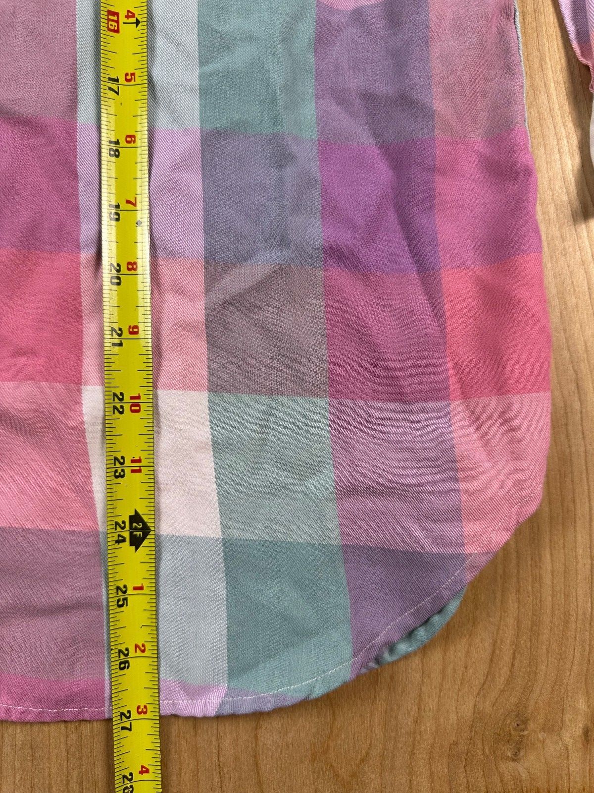 Vintage 80s Averroe button up shirt medium plaid pastel unique