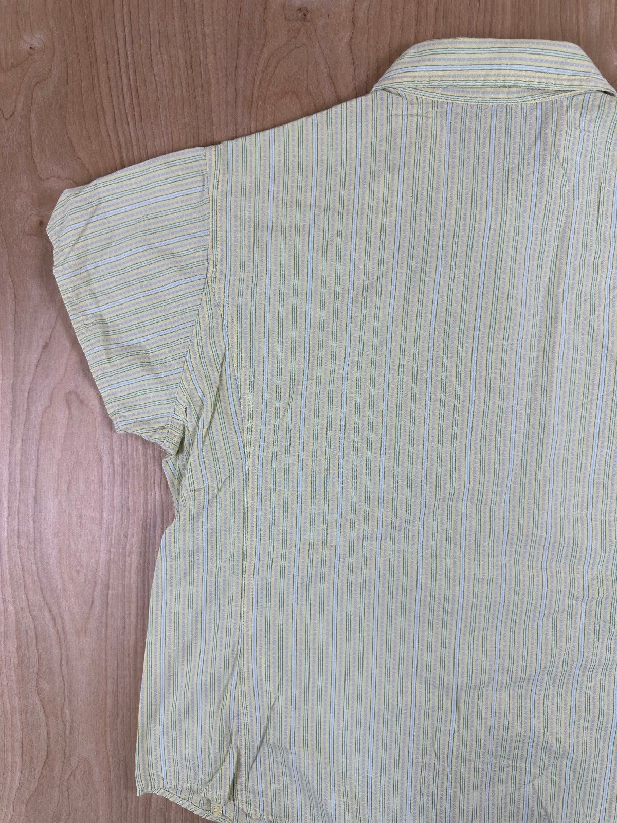Vintage 90s Woolrich short sleeve button up shirt medium 100% cotton made india