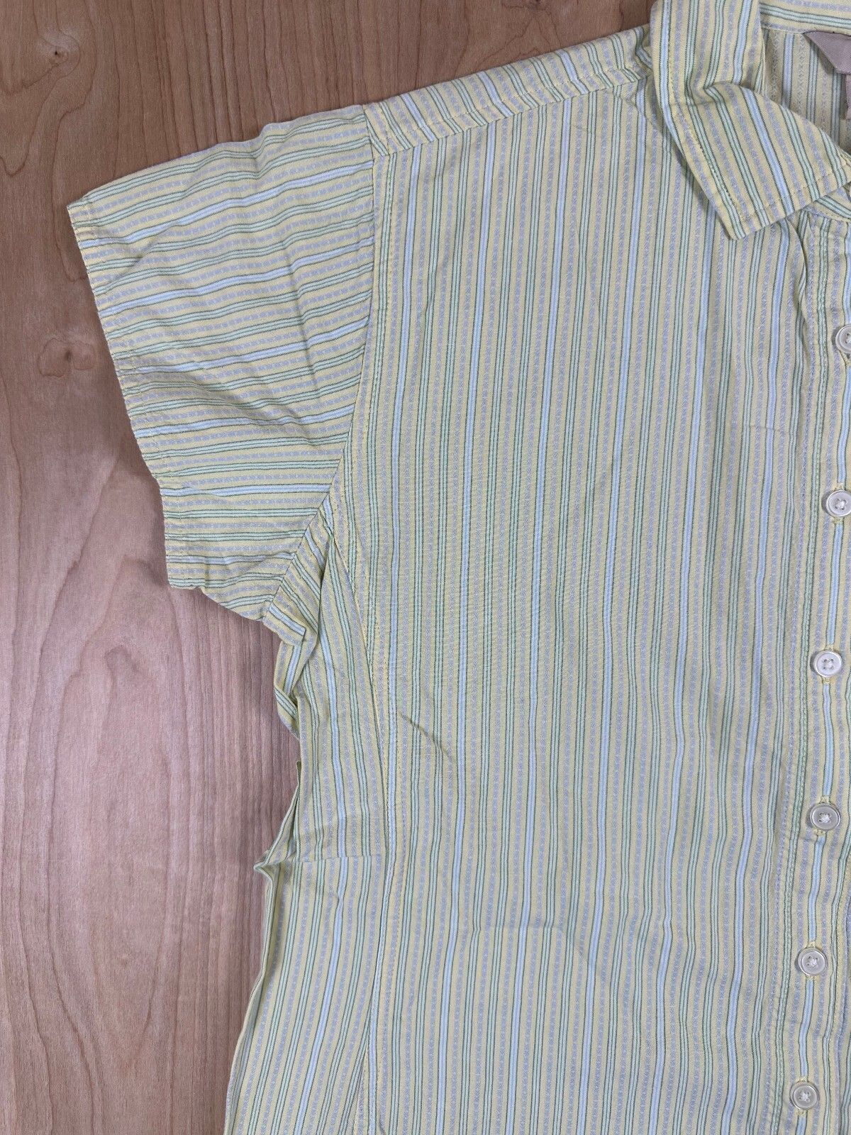 Vintage 90s Woolrich short sleeve button up shirt medium 100% cotton made india