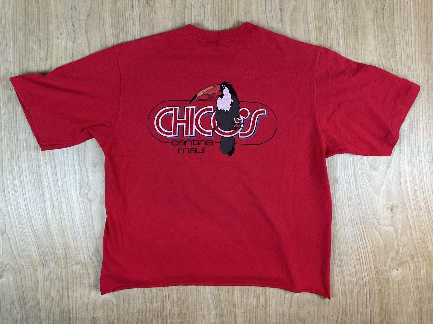 Vintage 80s Chico's Cantina Maui tshirt single stitch red toucan cropped hawaii