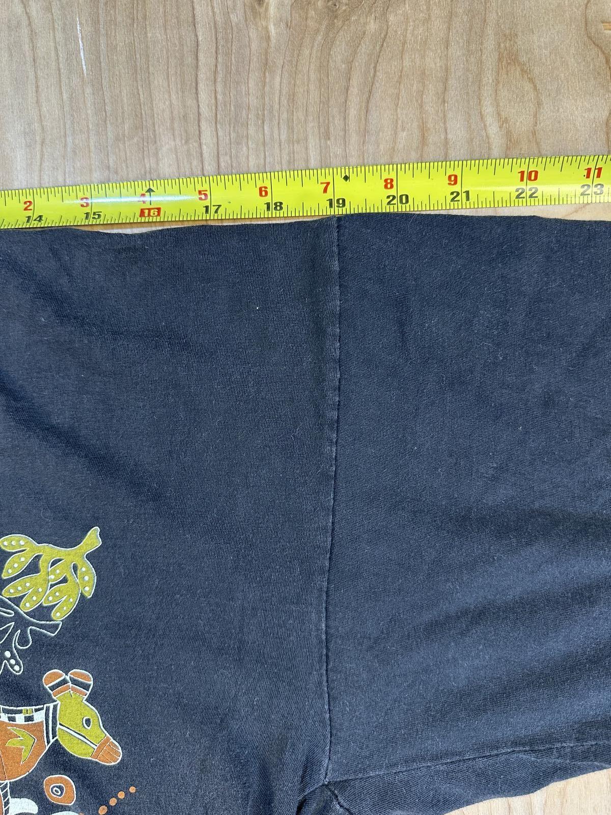 Vintage 80s Aboriginal Rock Painting tshirt Single Stitch australia 100% cotton