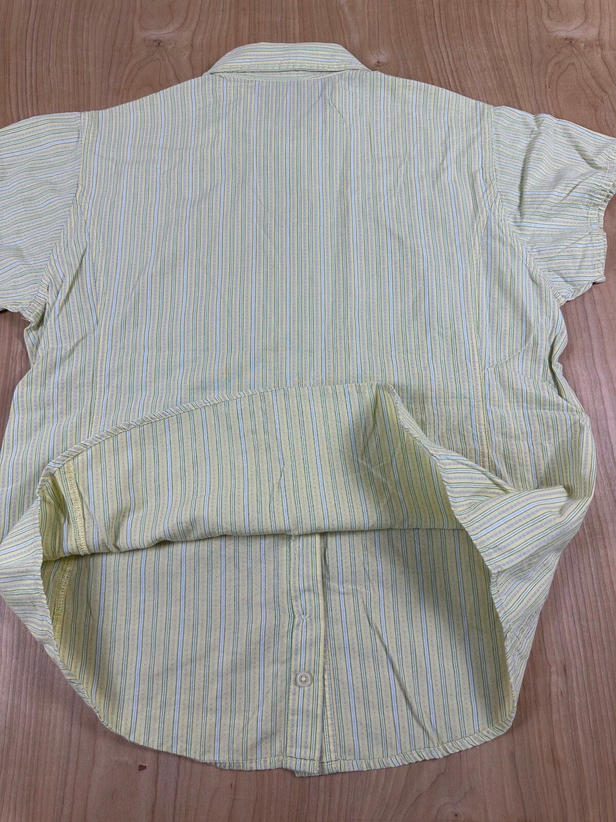Vintage 90s Woolrich short sleeve button up shirt medium 100% cotton made india