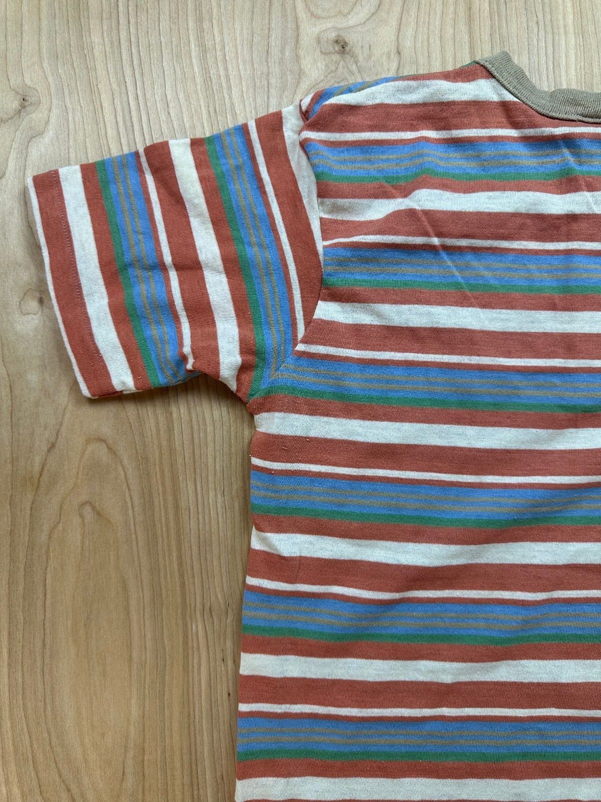 Vintage 70s Psssst Striped knit top Single Stitch Ribbed henley contrast binding