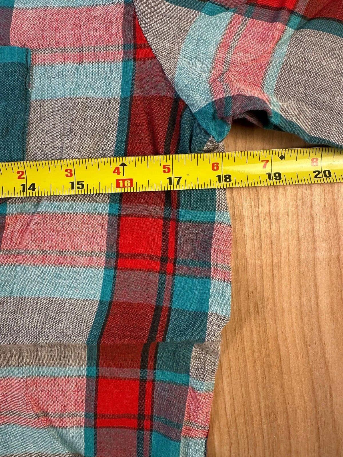 Vintage 70s Jilly button up shirt camp collar plaid short sleeve small