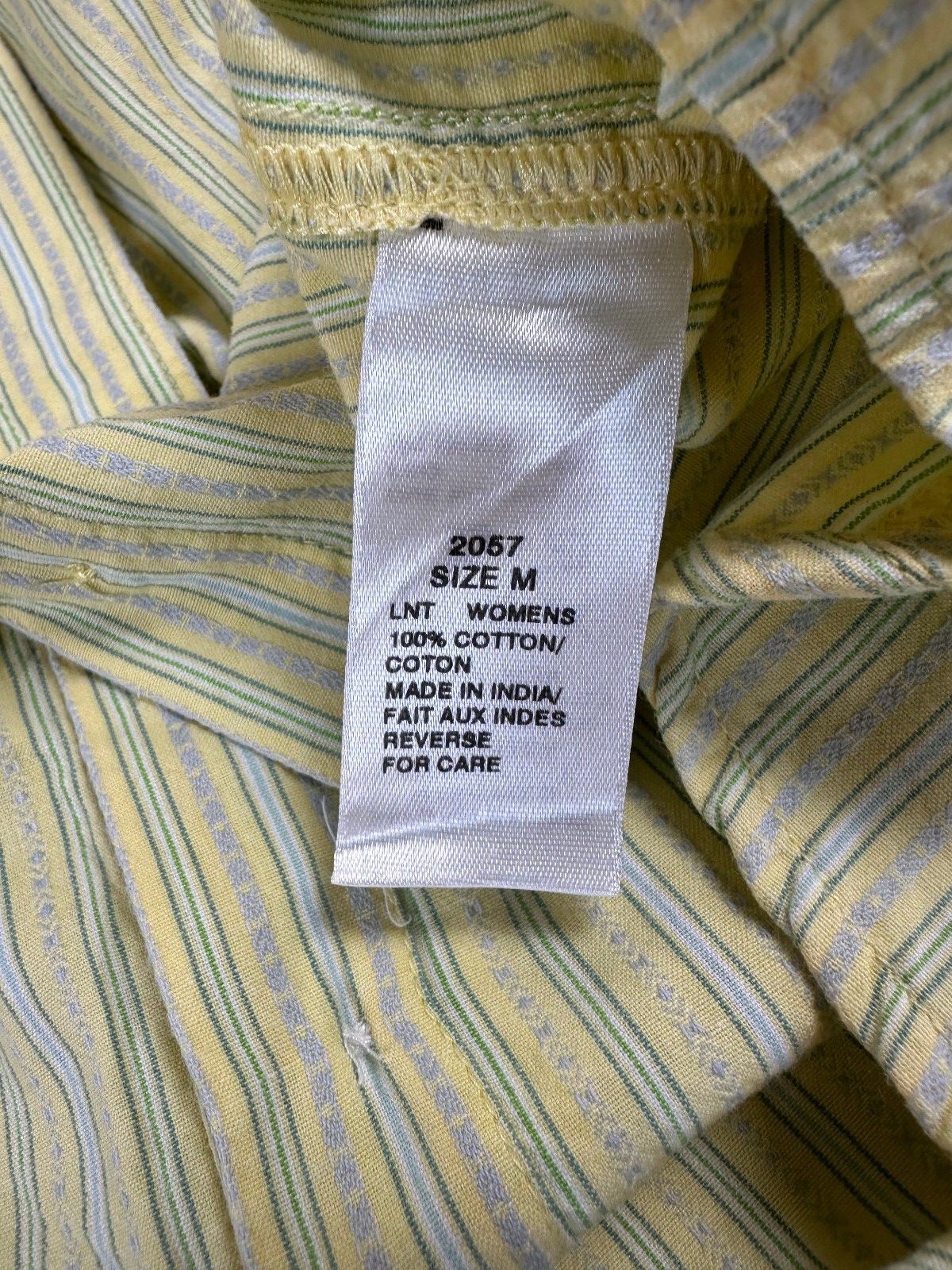 Vintage 90s Woolrich short sleeve button up shirt medium 100% cotton made india