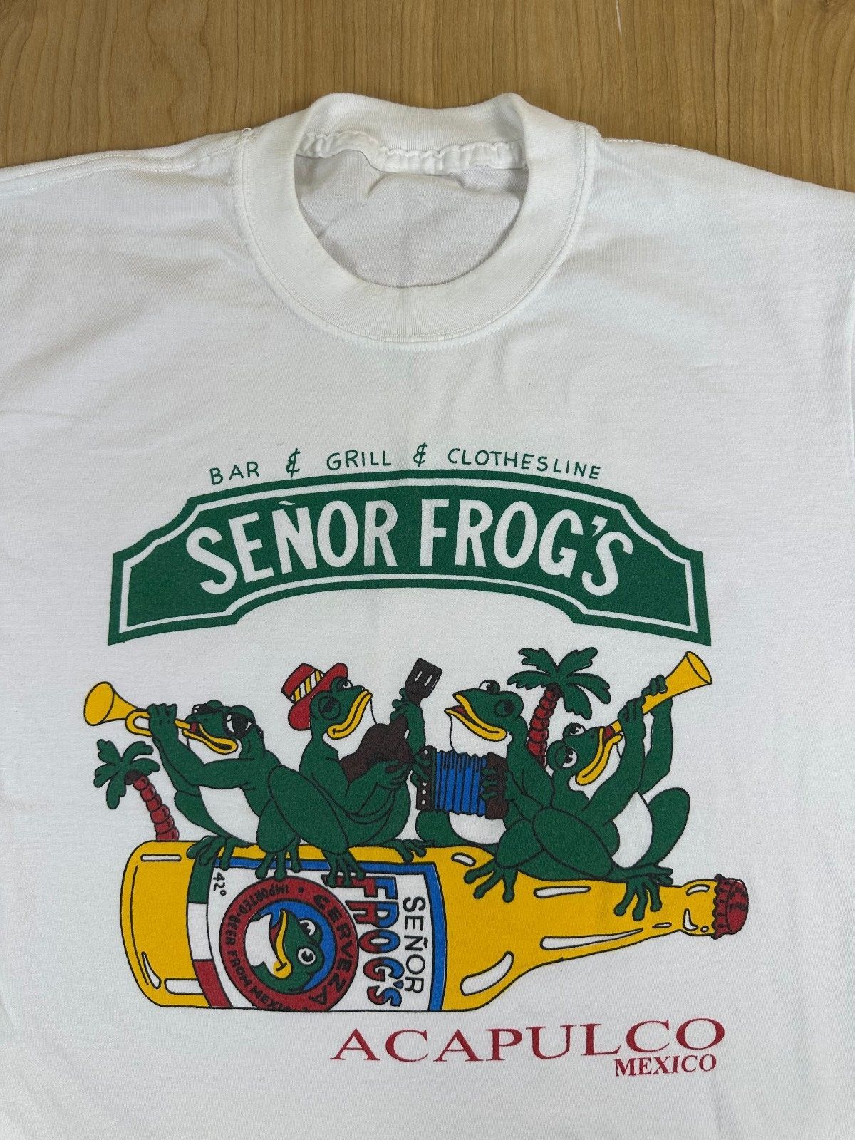 Vintage 90s Senor Frog's Acapulco tshirt medium mexico beer music vacation party