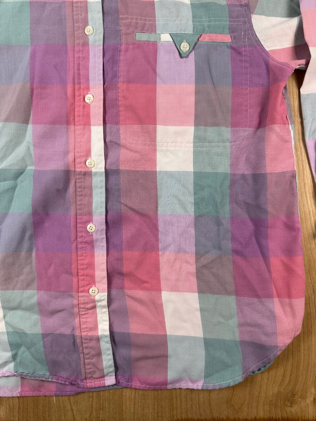 Vintage 80s Averroe button up shirt medium plaid pastel unique