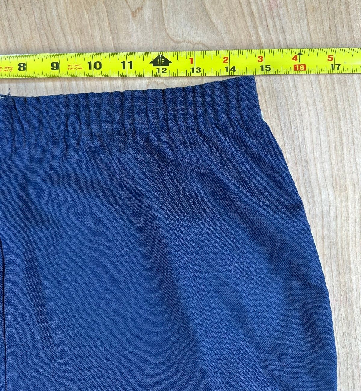 Vintage 70s Maverick Gym Shorts large dolphin contrast binding 3 inseam athletic