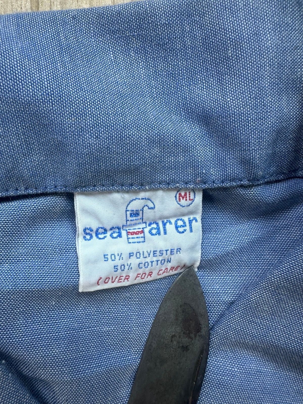 Vintage 70s Seafarer Chambray US. navy button up short sleeve stencil military